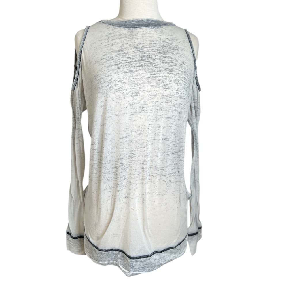 Alice + Olivia Gray & White Cold Shoulder Top – AIR Collection